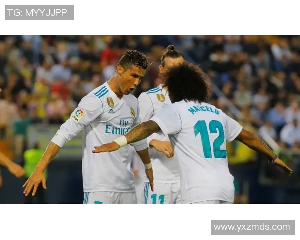 足球巨星逐渐走向暮年辉煌不再的心酸历程与时代变迁